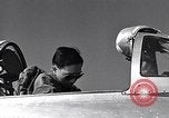 Standbild Thunder Tiger chinesische Acrobat Team Taiwan, 1958, aus Sekunde 28 historischem Filmmaterial Videoclip 65675035628