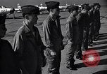 Standbild Thunder Tiger chinesische Acrobat Team Taiwan, 1958, aus Sekunde 34 historischem Filmmaterial Videoclip 65675035628