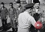 Standbild Thunder Tiger chinesische Acrobat Team Taiwan, 1958, aus Sekunde 61 historischem Filmmaterial Videoclip 65675035628