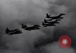 Standbild Thunder Tiger chinesische Acrobat Team Taiwan, 1958, aus Sekunde 3 historischem Filmmaterial Videoclip 65675035629