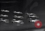 Standbild Thunder Tiger chinesische Acrobat Team Taiwan, 1958, aus Sekunde 11 historischem Filmmaterial Videoclip 65675035629