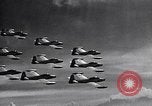 Standbild Thunder Tiger chinesische Acrobat Team Taiwan, 1958, aus Sekunde 18 historischem Filmmaterial Videoclip 65675035629