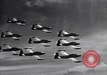 Standbild Thunder Tiger chinesische Acrobat Team Taiwan, 1958, aus Sekunde 20 historischem Filmmaterial Videoclip 65675035629