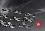 Standbild Thunder Tiger chinesische Acrobat Team Taiwan, 1958, aus Sekunde 38 historischem Filmmaterial Videoclip 65675035629