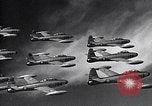Standbild Thunder Tiger chinesische Acrobat Team Taiwan, 1958, aus Sekunde 43 historischem Filmmaterial Videoclip 65675035629