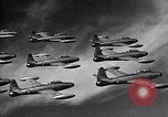 Standbild Thunder Tiger chinesische Acrobat Team Taiwan, 1958, aus Sekunde 45 historischem Filmmaterial Videoclip 65675035629