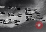 Standbild Thunder Tiger chinesische Acrobat Team Taiwan, 1958, aus Sekunde 47 historischem Filmmaterial Videoclip 65675035629