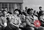 Standbild Thunder Tiger chinesische Acrobat Team Taiwan, 1958, aus Sekunde 20 historischem Filmmaterial Videoclip 65675035630