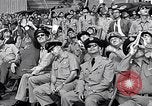 Standbild Thunder Tiger chinesische Acrobat Team Taiwan, 1958, aus Sekunde 27 historischem Filmmaterial Videoclip 65675035630