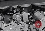 Standbild Thunder Tiger chinesische Acrobat Team Taiwan, 1958, aus Sekunde 46 historischem Filmmaterial Videoclip 65675035630