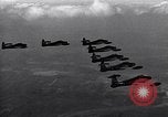 Standbild Thunder Tiger chinesische Acrobat Team Taiwan, 1958, aus Sekunde 4 historischem Filmmaterial Videoclip 65675035631