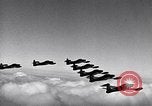 Standbild Thunder Tiger chinesische Acrobat Team Taiwan, 1958, aus Sekunde 12 historischem Filmmaterial Videoclip 65675035631