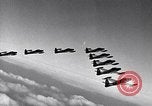 Standbild Thunder Tiger chinesische Acrobat Team Taiwan, 1958, aus Sekunde 23 historischem Filmmaterial Videoclip 65675035631