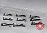 Standbild Thunder Tiger chinesische Acrobat Team Taiwan, 1958, aus Sekunde 35 historischem Filmmaterial Videoclip 65675035631