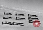 Standbild Thunder Tiger chinesische Acrobat Team Taiwan, 1958, aus Sekunde 36 historischem Filmmaterial Videoclip 65675035631