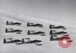 Standbild Thunder Tiger chinesische Acrobat Team Taiwan, 1958, aus Sekunde 37 historischem Filmmaterial Videoclip 65675035631