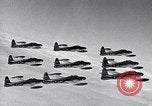Standbild Thunder Tiger chinesische Acrobat Team Taiwan, 1958, aus Sekunde 39 historischem Filmmaterial Videoclip 65675035631