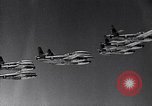 Standbild Thunder Tiger chinesische Acrobat Team Taiwan, 1958, aus Sekunde 46 historischem Filmmaterial Videoclip 65675035631