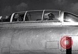 Standbild Thunder Tiger chinesische Acrobat Team Taiwan, 1958, aus Sekunde 13 historischem Filmmaterial Videoclip 65675035632