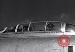 Standbild Thunder Tiger chinesische Acrobat Team Taiwan, 1958, aus Sekunde 18 historischem Filmmaterial Videoclip 65675035632