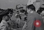 Standbild Thunder Tiger chinesische Acrobat Team Taiwan, 1958, aus Sekunde 24 historischem Filmmaterial Videoclip 65675035632
