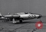 Standbild Thunder Tiger chinesische Acrobat Team Taiwan, 1958, aus Sekunde 32 historischem Filmmaterial Videoclip 65675035632