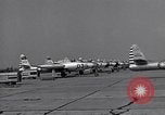 Standbild Thunder Tiger chinesische Acrobat Team Taiwan, 1958, aus Sekunde 45 historischem Filmmaterial Videoclip 65675035632