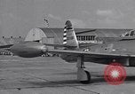 Standbild Thunder Tiger chinesische Acrobat Team Taiwan, 1958, aus Sekunde 50 historischem Filmmaterial Videoclip 65675035632