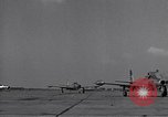 Standbild Thunder Tiger chinesische Acrobat Team Taiwan, 1958, aus Sekunde 57 historischem Filmmaterial Videoclip 65675035632