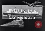 Standbild Kontrast zwischen dem reichen und dem armen New York City der 1930er Jahre New York City USA, 1939, aus Sekunde 13 historischem Filmmaterial Videoclip 65675035672