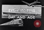 Standbild Kontrast zwischen dem reichen und dem armen New York City der 1930er Jahre New York City USA, 1939, aus Sekunde 18 historischem Filmmaterial Videoclip 65675035672
