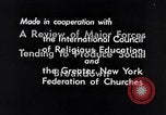 Standbild Kontrast zwischen dem reichen und dem armen New York City der 1930er Jahre New York City USA, 1939, aus Sekunde 37 historischem Filmmaterial Videoclip 65675035672