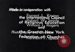 Standbild Kontrast zwischen dem reichen und dem armen New York City der 1930er Jahre New York City USA, 1939, aus Sekunde 51 historischem Filmmaterial Videoclip 65675035672
