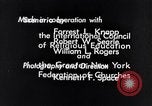Standbild Kontrast zwischen dem reichen und dem armen New York City der 1930er Jahre New York City USA, 1939, aus Sekunde 52 historischem Filmmaterial Videoclip 65675035672