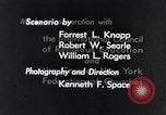 Standbild Kontrast zwischen dem reichen und dem armen New York City der 1930er Jahre New York City USA, 1939, aus Sekunde 53 historischem Filmmaterial Videoclip 65675035672