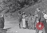 Standbild Kinder beim Spielen während der Großen Depression New York City USA, 1939, aus Sekunde 43 historischem Filmmaterial Videoclip 65675035673