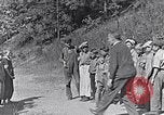 Standbild Kinder beim Spielen während der Großen Depression New York City USA, 1939, aus Sekunde 47 historischem Filmmaterial Videoclip 65675035673