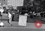 Standbild Kinder beim Spielen während der Großen Depression New York City USA, 1939, aus Sekunde 59 historischem Filmmaterial Videoclip 65675035673