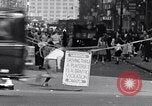 Standbild Kinder beim Spielen während der Großen Depression New York City USA, 1939, aus Sekunde 61 historischem Filmmaterial Videoclip 65675035673