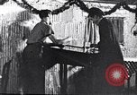 Standbild Formen des Glücksspiels New York City USA, 1939, aus Sekunde 18 historischem Filmmaterial Videoclip 65675035679
