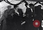 Standbild Formen des Glücksspiels New York City USA, 1939, aus Sekunde 22 historischem Filmmaterial Videoclip 65675035679