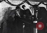 Standbild Formen des Glücksspiels New York City USA, 1939, aus Sekunde 23 historischem Filmmaterial Videoclip 65675035679