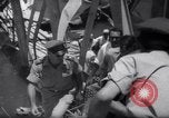Standbild Israel und Jordanien Austausch von Gefangenen der Allenby Brücke Jordanien, 1967, aus Sekunde 13 historischem Filmmaterial Videoclip 65675035694