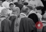 Standbild Papst Paul VI Offiziell erhebt den neuen Kardinälen in der Sixtinischen Kapelle Rom Italien, 1967, aus Sekunde 19 historischem Filmmaterial Videoclip 65675035695