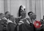 Standbild Papst Paul VI Offiziell erhebt den neuen Kardinälen in der Sixtinischen Kapelle Rom Italien, 1967, aus Sekunde 50 historischem Filmmaterial Videoclip 65675035695