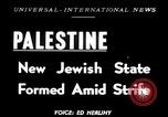 Standbild Israelische Soldaten besetzen palästinensischen Stadt in 1948 Israel, 1948, aus Sekunde 1 historischem Filmmaterial Videoclip 65675035701