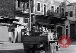 Standbild Israelische Soldaten besetzen palästinensischen Stadt in 1948 Israel, 1948, aus Sekunde 14 historischem Filmmaterial Videoclip 65675035701