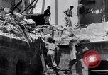Standbild Israelische Soldaten besetzen palästinensischen Stadt in 1948 Israel, 1948, aus Sekunde 21 historischem Filmmaterial Videoclip 65675035701