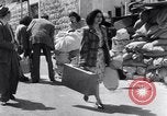 Standbild Israelische Soldaten besetzen palästinensischen Stadt in 1948 Israel, 1948, aus Sekunde 46 historischem Filmmaterial Videoclip 65675035701