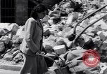 Standbild Israelische Soldaten besetzen palästinensischen Stadt in 1948 Israel, 1948, aus Sekunde 48 historischem Filmmaterial Videoclip 65675035701